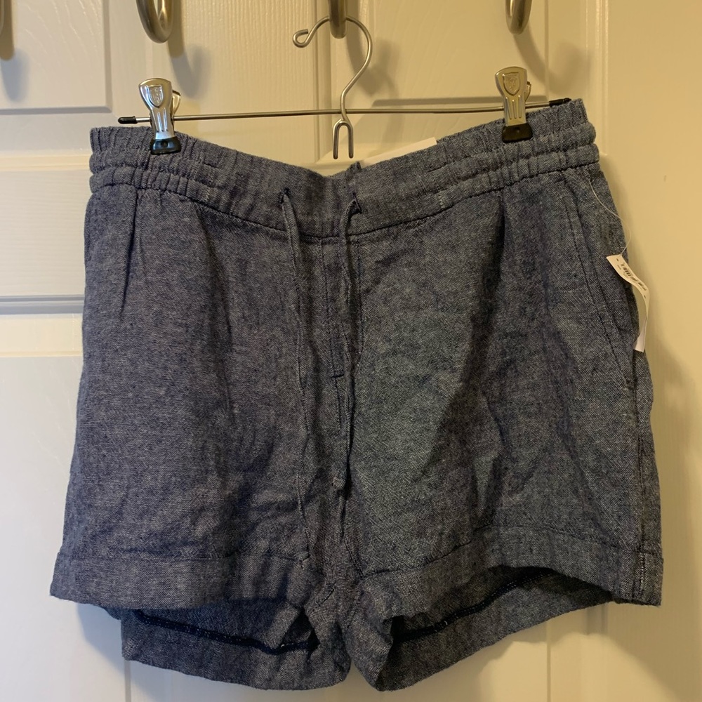 NWT Old Navy Linen-Blend Shorts Size M Chambray Blue